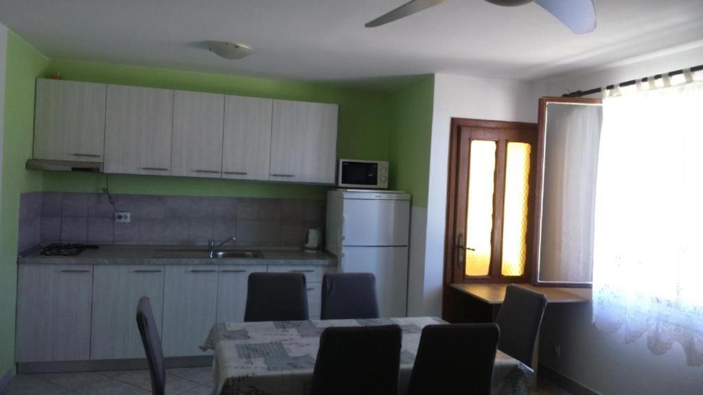 Apartments Ninske Vodice Phòng bức ảnh