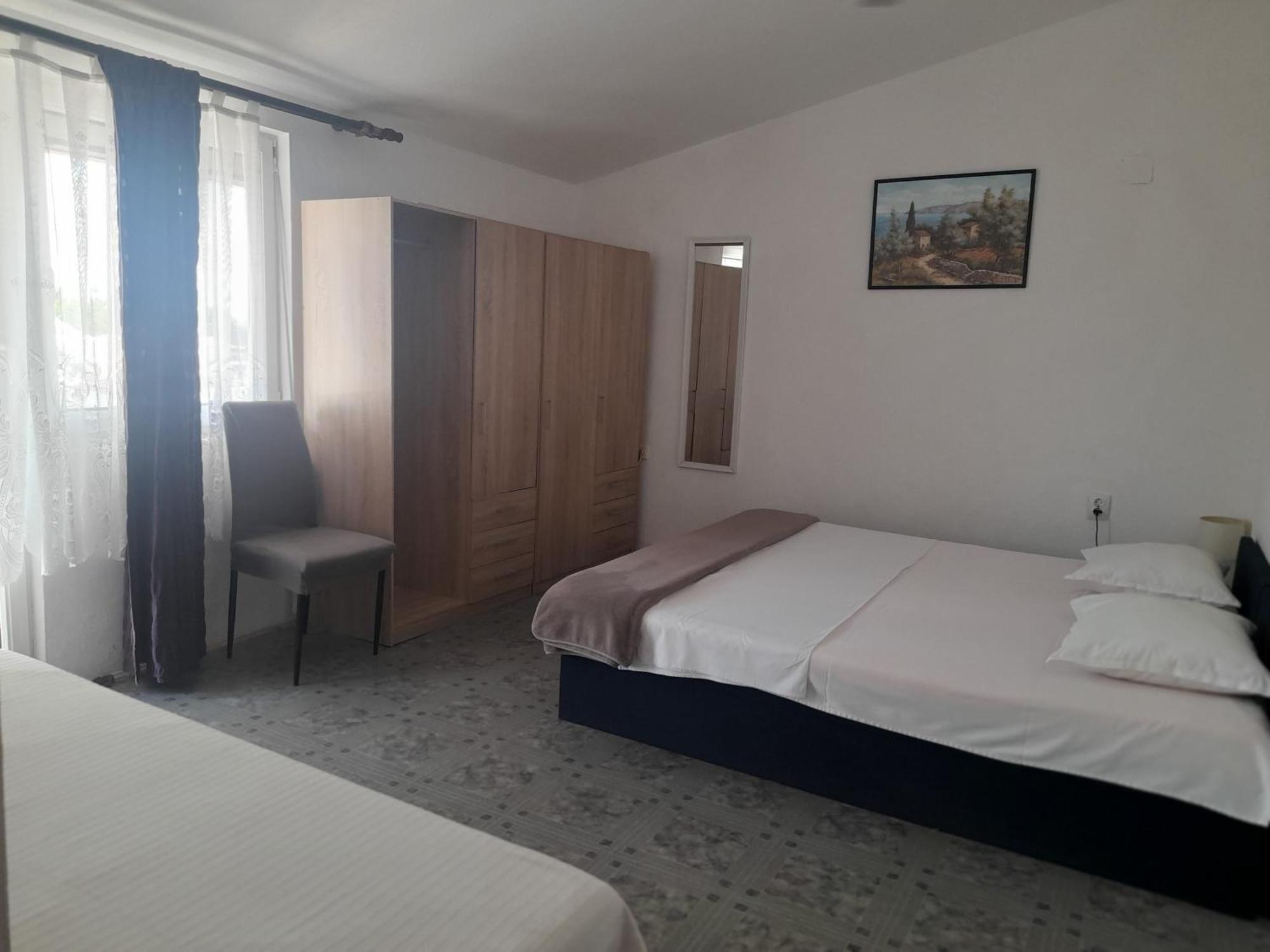Apartments Ninske Vodice Phòng bức ảnh