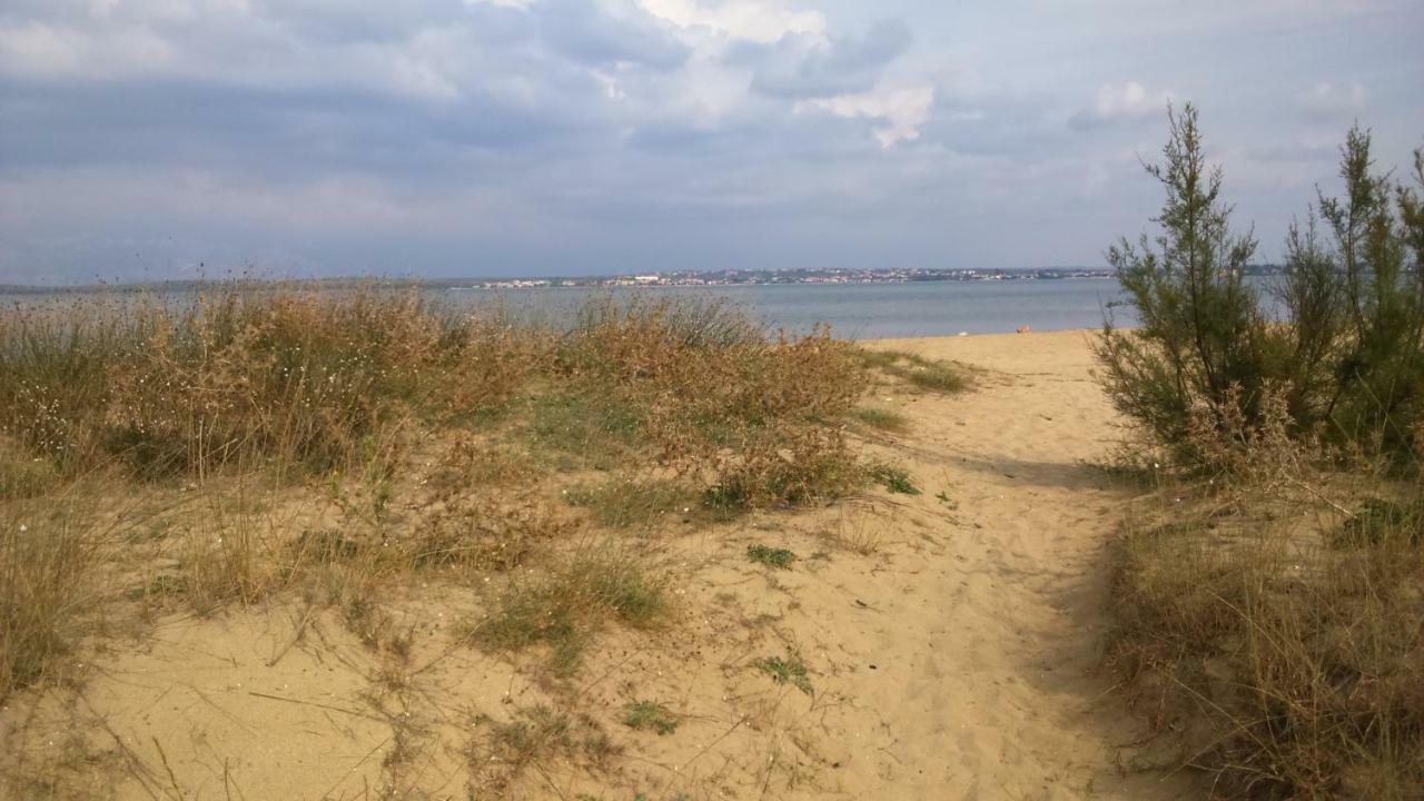 Apartments Ninske Vodice Ngoại thất bức ảnh